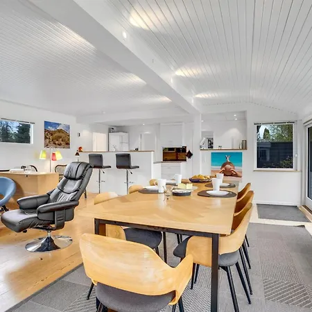 Selve - 600m From The Sea By Interhome Nyaraló *